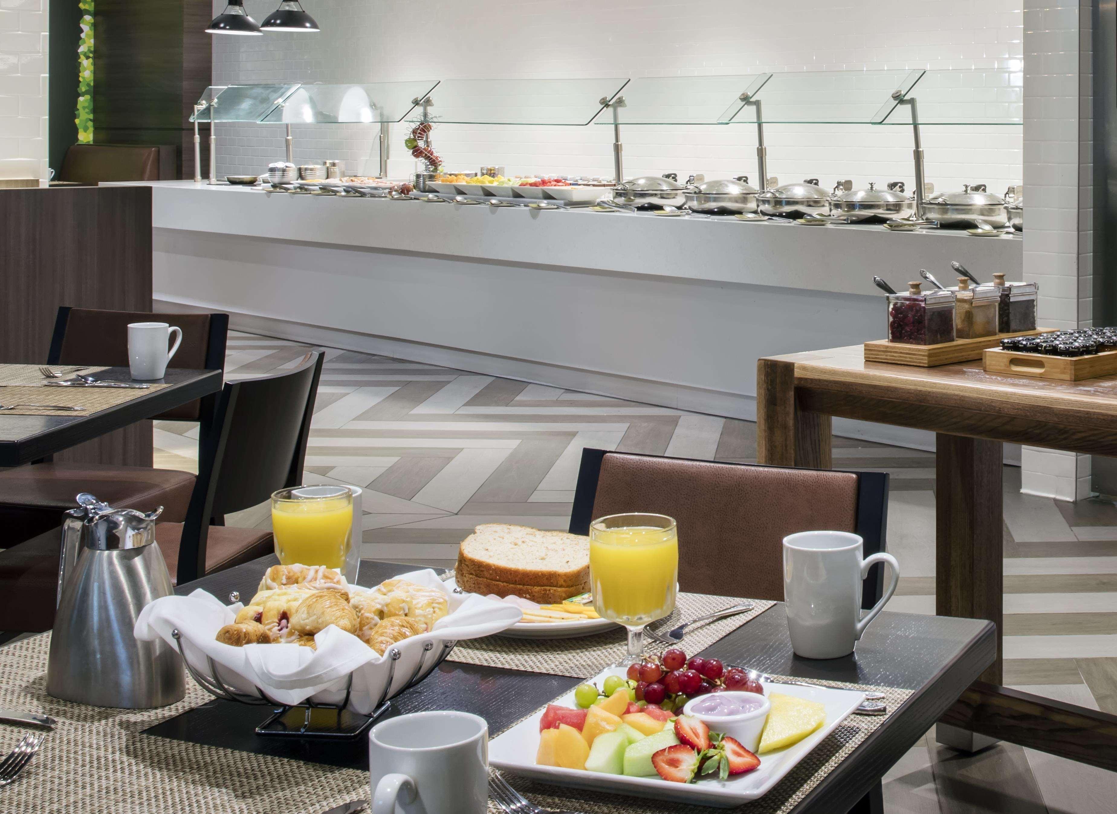 Doubletree By Hilton Hotel Miami Airport & Convention Center Miami Springs Екстер'єр фото