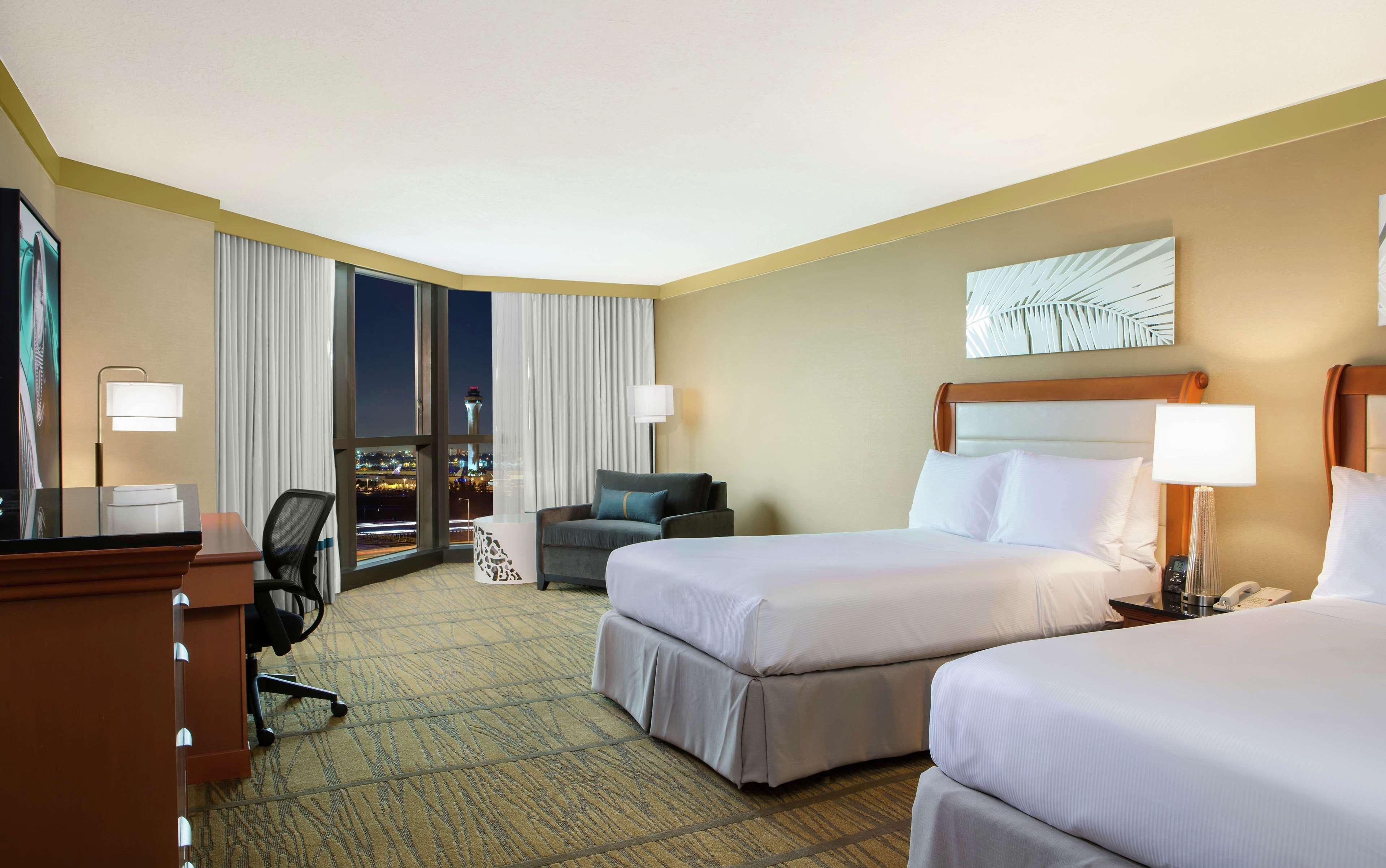 Doubletree By Hilton Hotel Miami Airport & Convention Center Miami Springs Екстер'єр фото