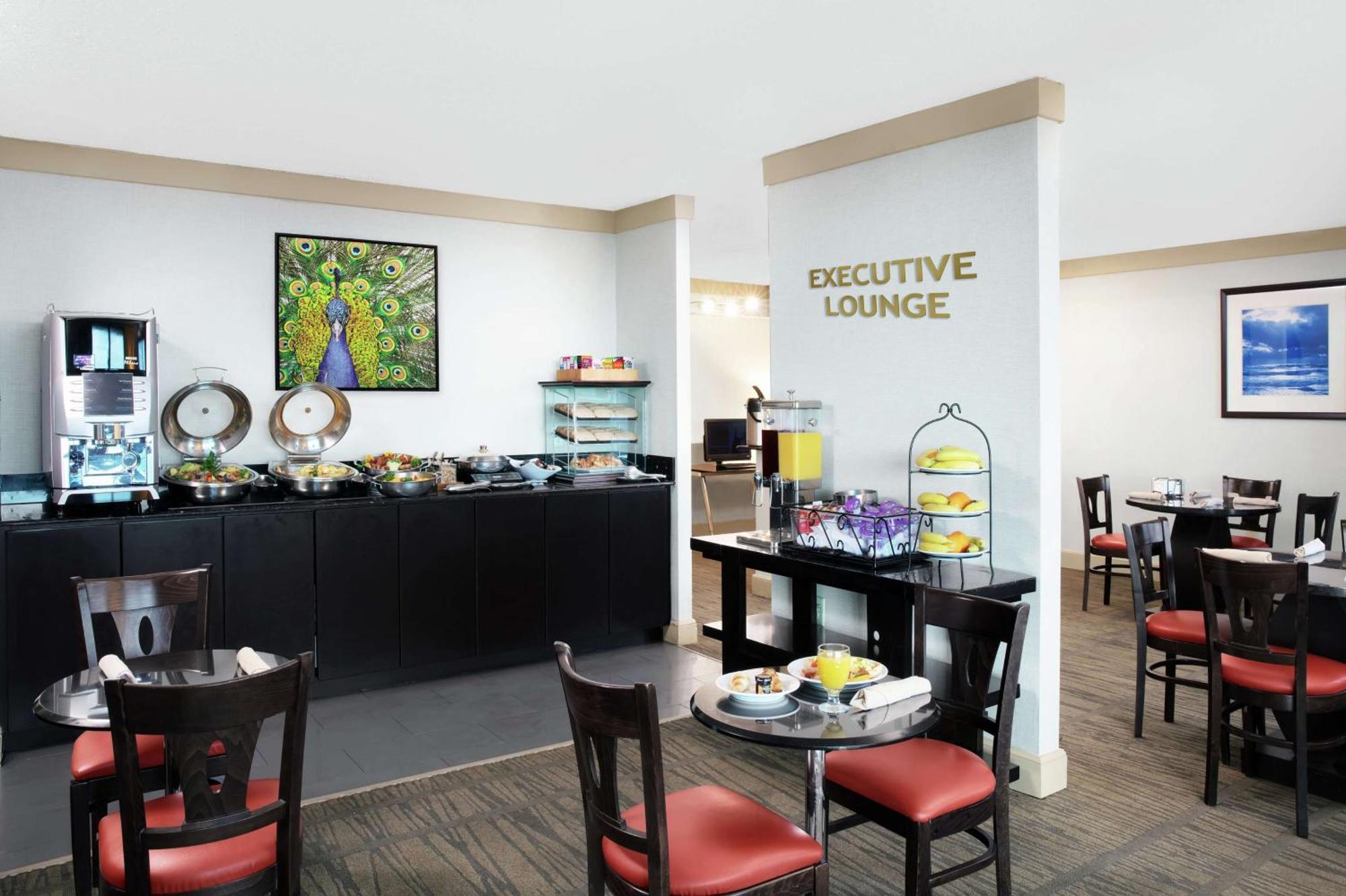 Doubletree By Hilton Hotel Miami Airport & Convention Center Miami Springs Екстер'єр фото