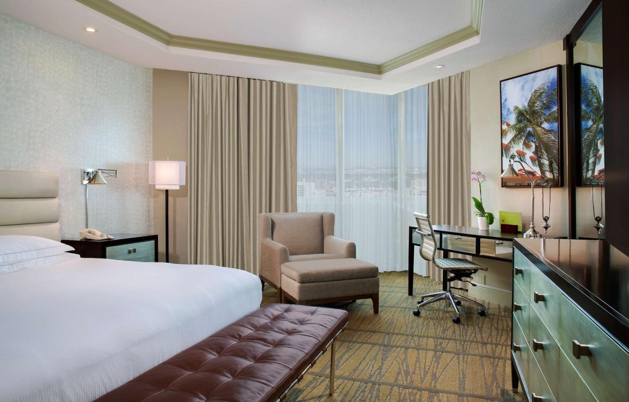 Doubletree By Hilton Hotel Miami Airport & Convention Center Miami Springs Екстер'єр фото