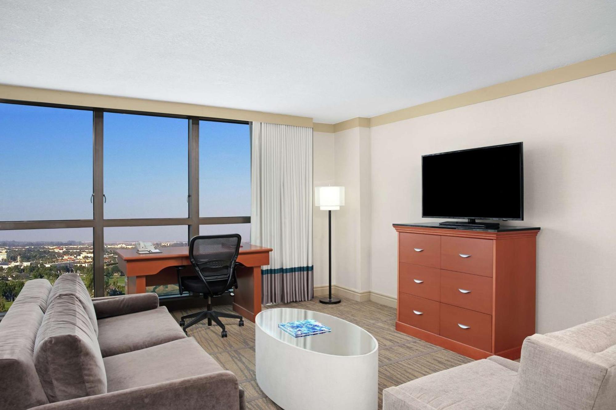 Doubletree By Hilton Hotel Miami Airport & Convention Center Miami Springs Екстер'єр фото