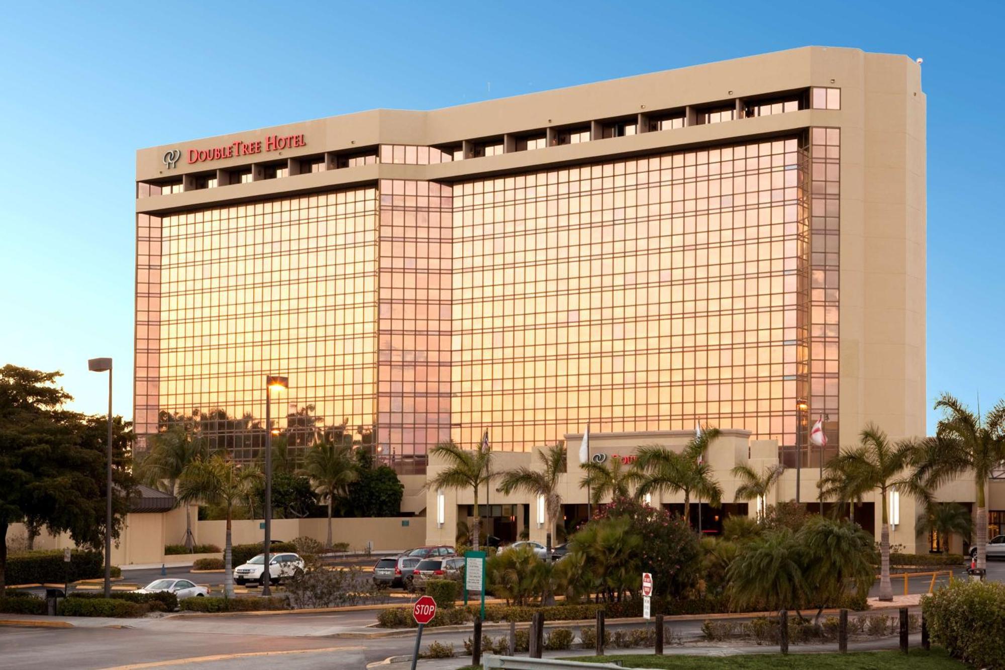 Doubletree By Hilton Hotel Miami Airport & Convention Center Miami Springs Екстер'єр фото